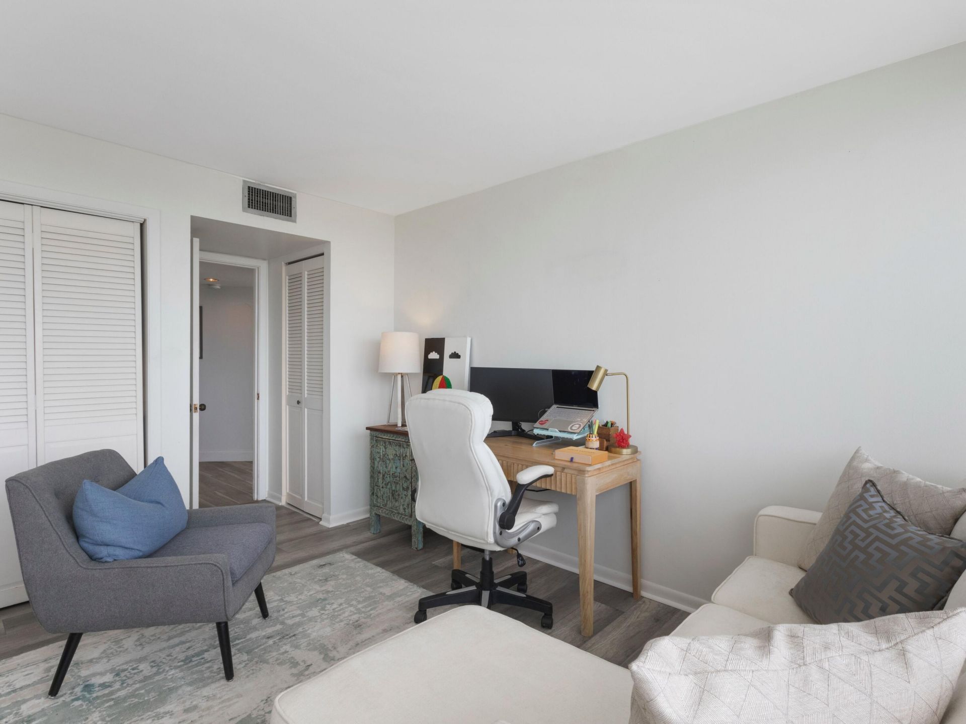 1500 Presidential Way, Unit 701, West Palm Beach, FL 33401 Photo