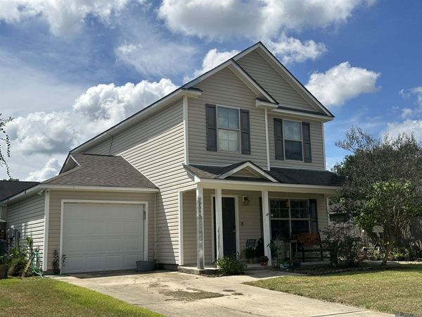 39111 Prairie North Dr, Gonzales, LA 70737