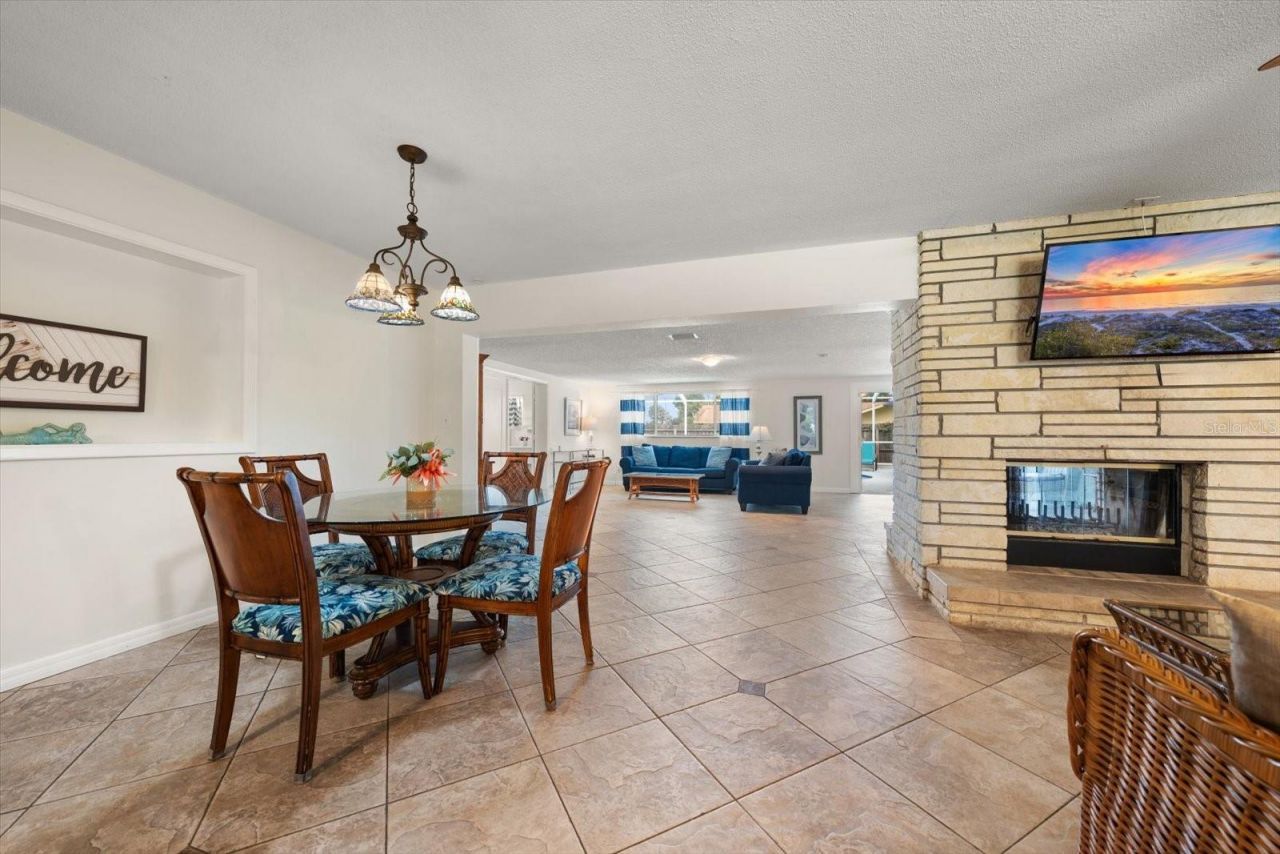 1 Maplewood Avenue, Clearwater, FL 33765 Photo