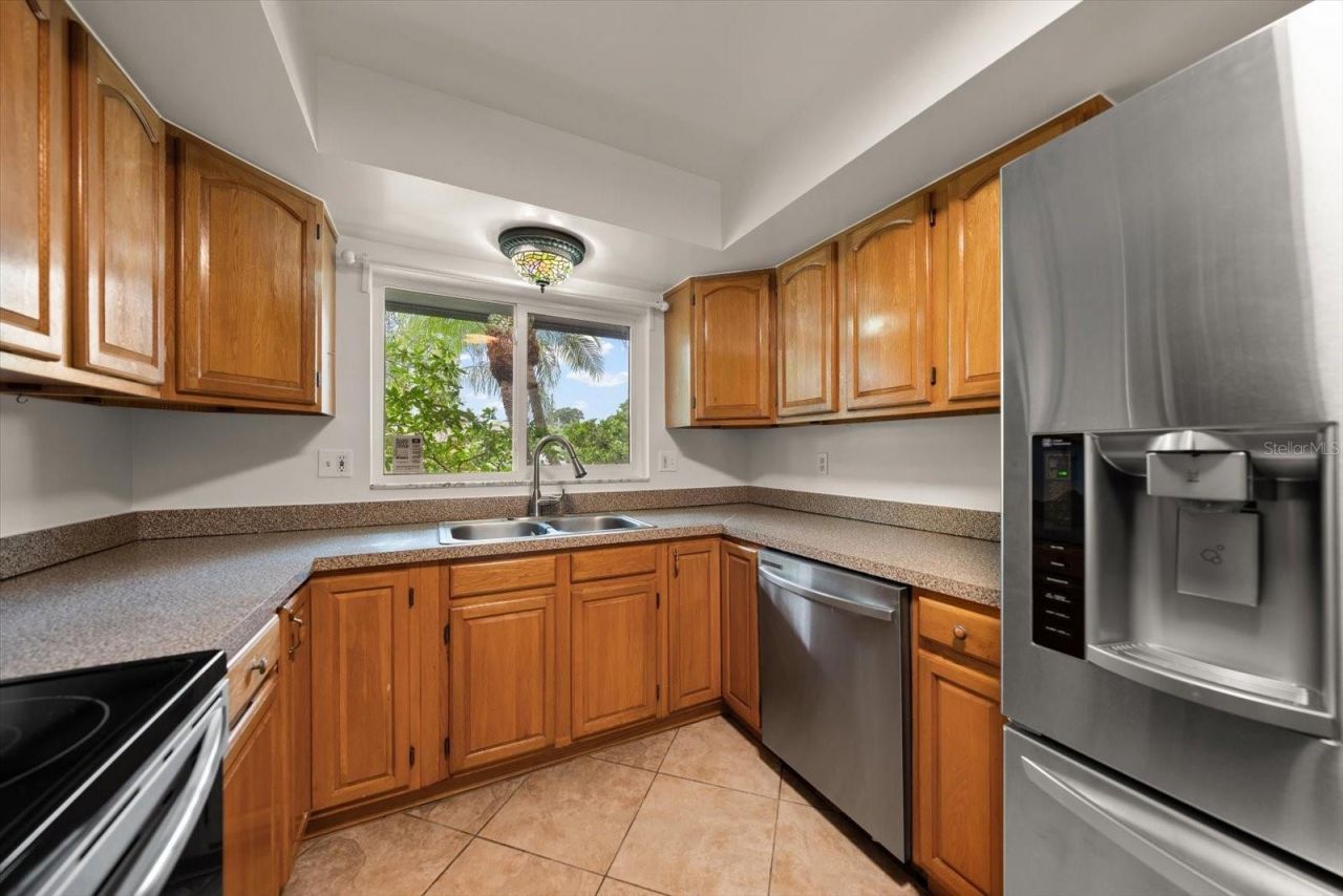 1 Maplewood Avenue, Clearwater, FL 33765 Photo