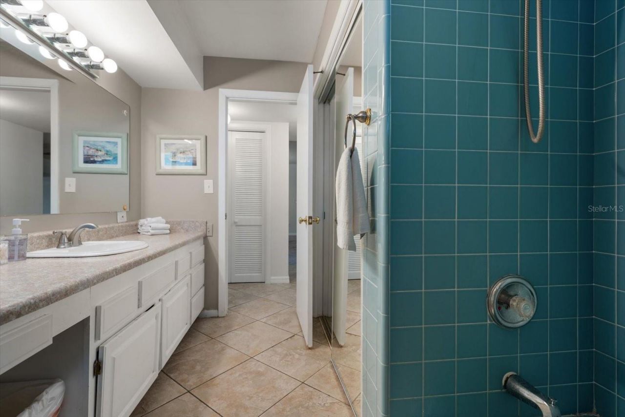1 Maplewood Avenue, Clearwater, FL 33765 Photo