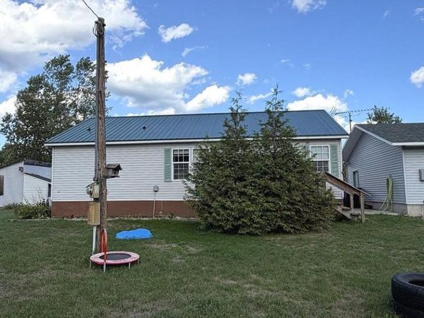 191 N MENZA LANE, Daggett, MI 49821