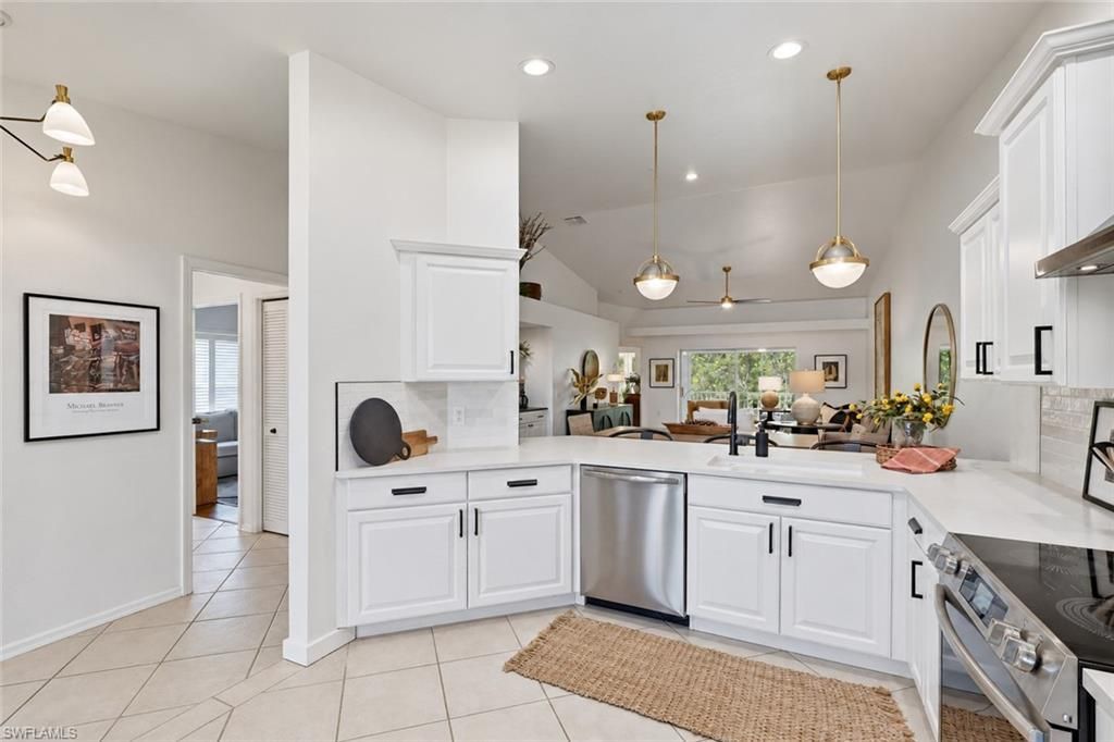 3685 Buttonwood Way, Unit 1521, Naples, FL 34112 Photo