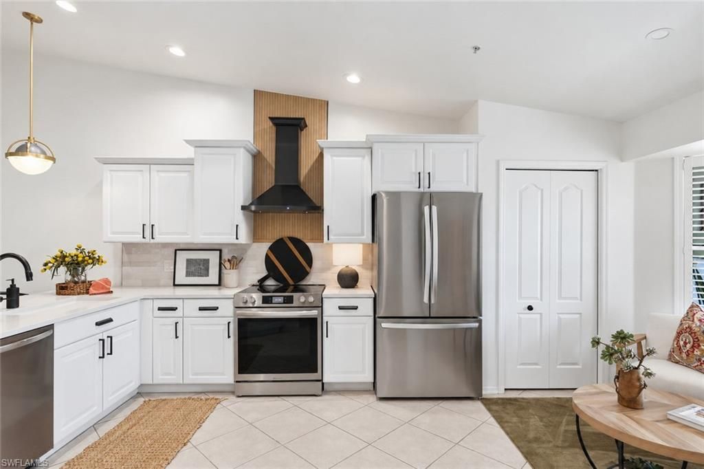 3685 Buttonwood Way, Unit 1521, Naples, FL 34112 Photo