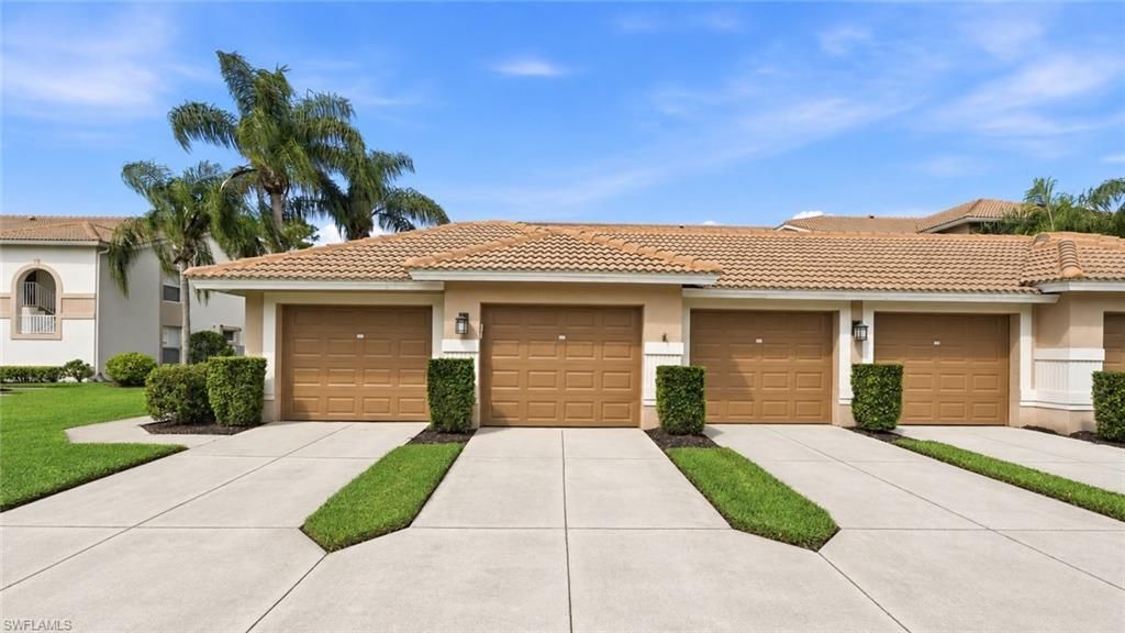 3685 Buttonwood Way, Unit 1521, Naples, FL 34112 Photo
