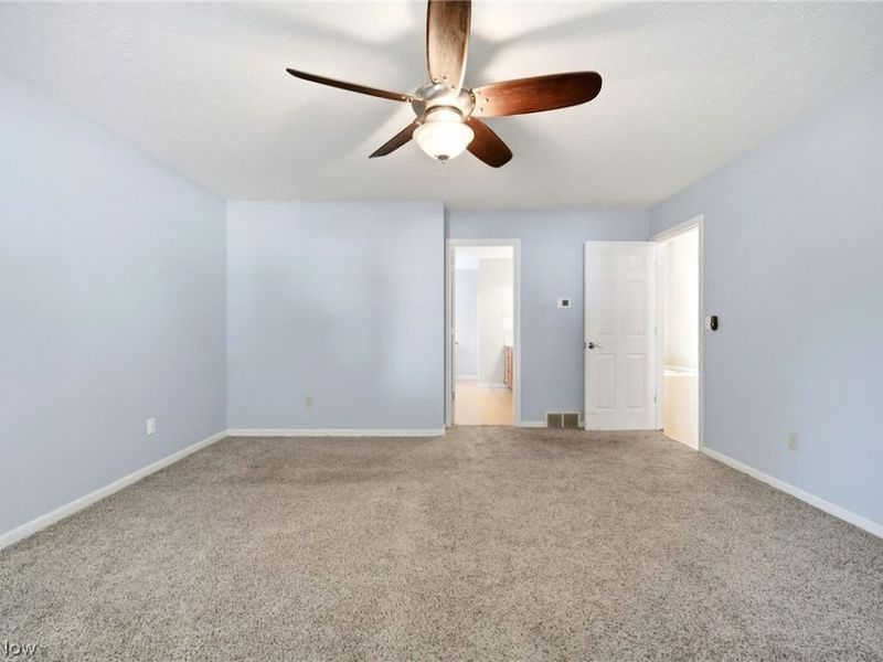 37099 Hunters Trail , Avon, OH 44011 Photo 18