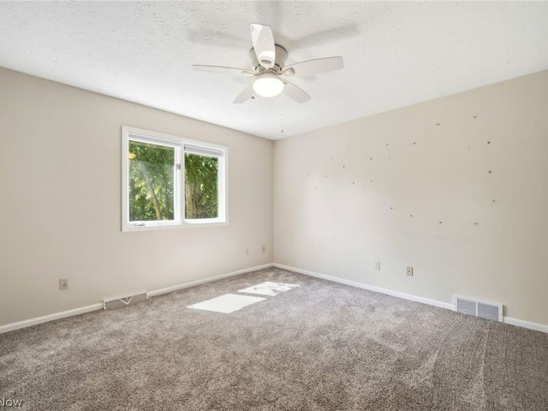 37099 Hunters Trail , Avon, OH 44011 Photo 24