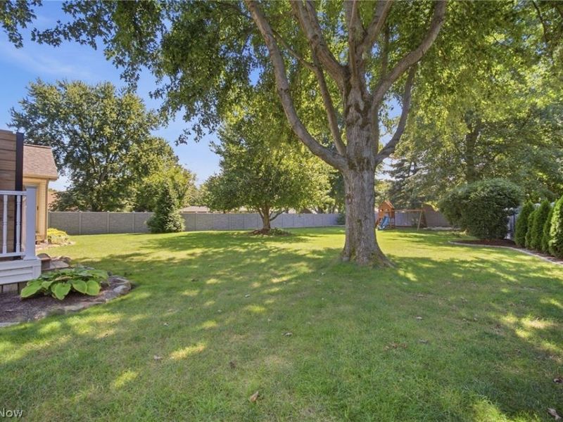 37099 Hunters Trail , Avon, OH 44011 Photo 46