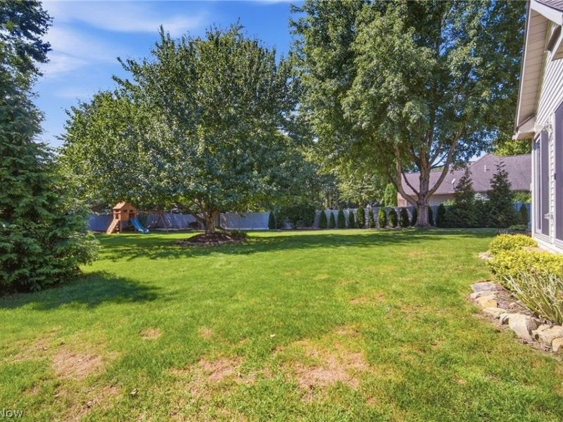 37099 Hunters Trail , Avon, OH 44011 Photo 47