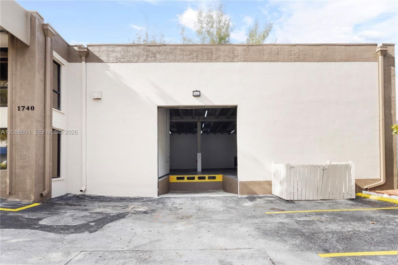 1740 NW 93 Av, Unit 1740, Doral, FL 33172 Photo