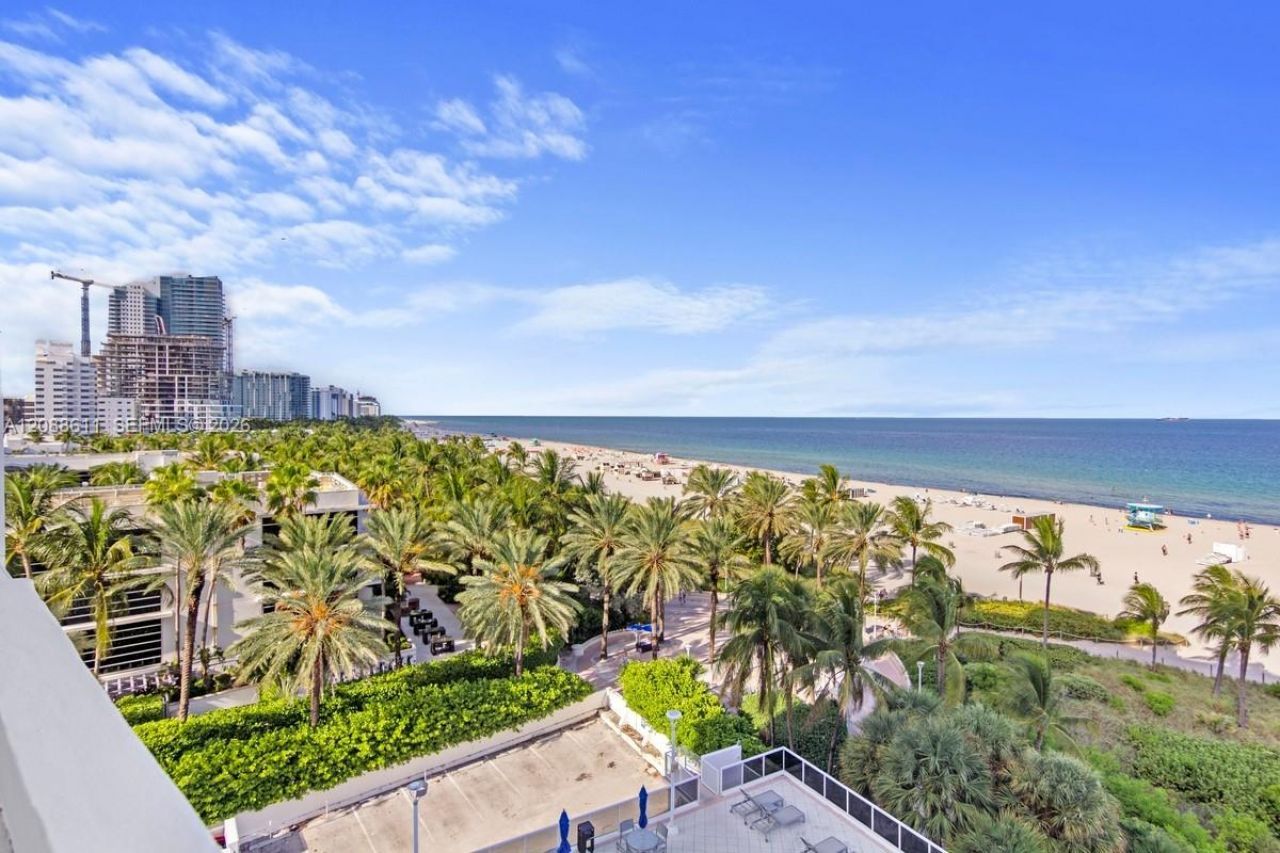 100 Lincoln Rd, Unit 748, Miami Beach, FL 33139 Photo