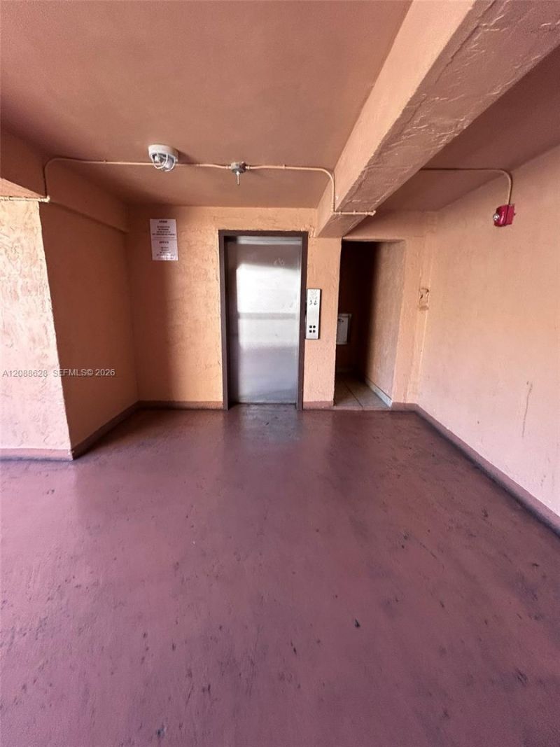 1990 W 56th St, Unit 1320, Hialeah, FL 33012 Photo
