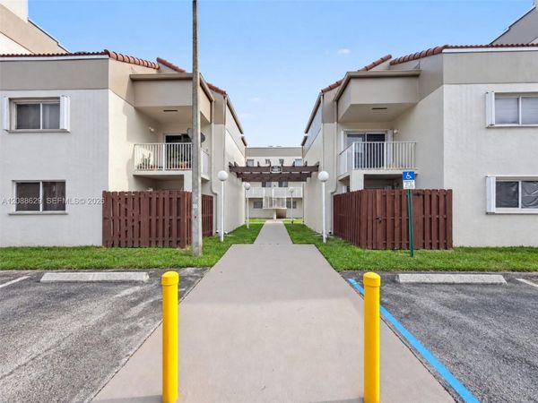 14901 SW 80th St, Unit 115, Miami, FL 33193