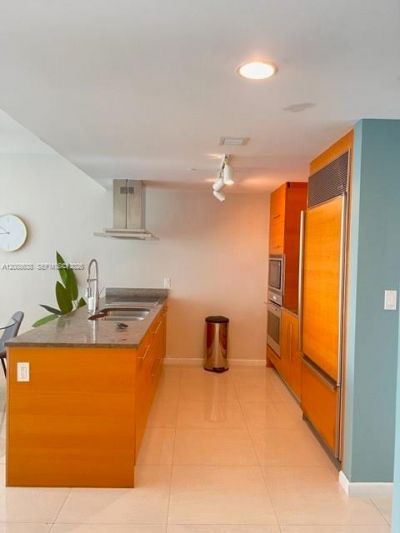 485 Brickell Av, Unit 1707, Miami, FL 33131 Photo