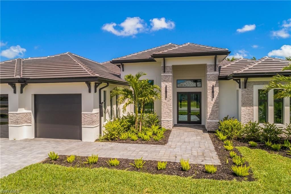 14318 Charthouse Cir, Naples, FL 34114 Photo