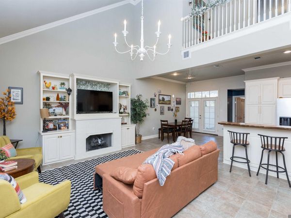 9302 Loblolly Ct, Baton Rouge, LA 70809