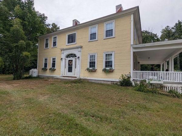 215 Bay Road, Unit 2, Farmington, NH 03835