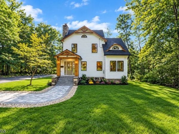 44 Hanover Rd, Mountain Lakes, NJ 07046