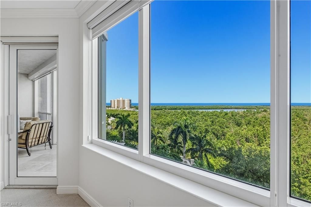 275 Indies Way, Unit 605, Naples, FL 34110 Photo