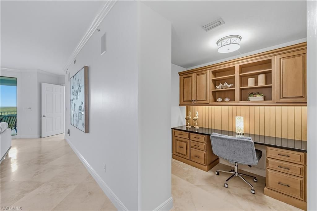 275 Indies Way, Unit 605, Naples, FL 34110 Photo