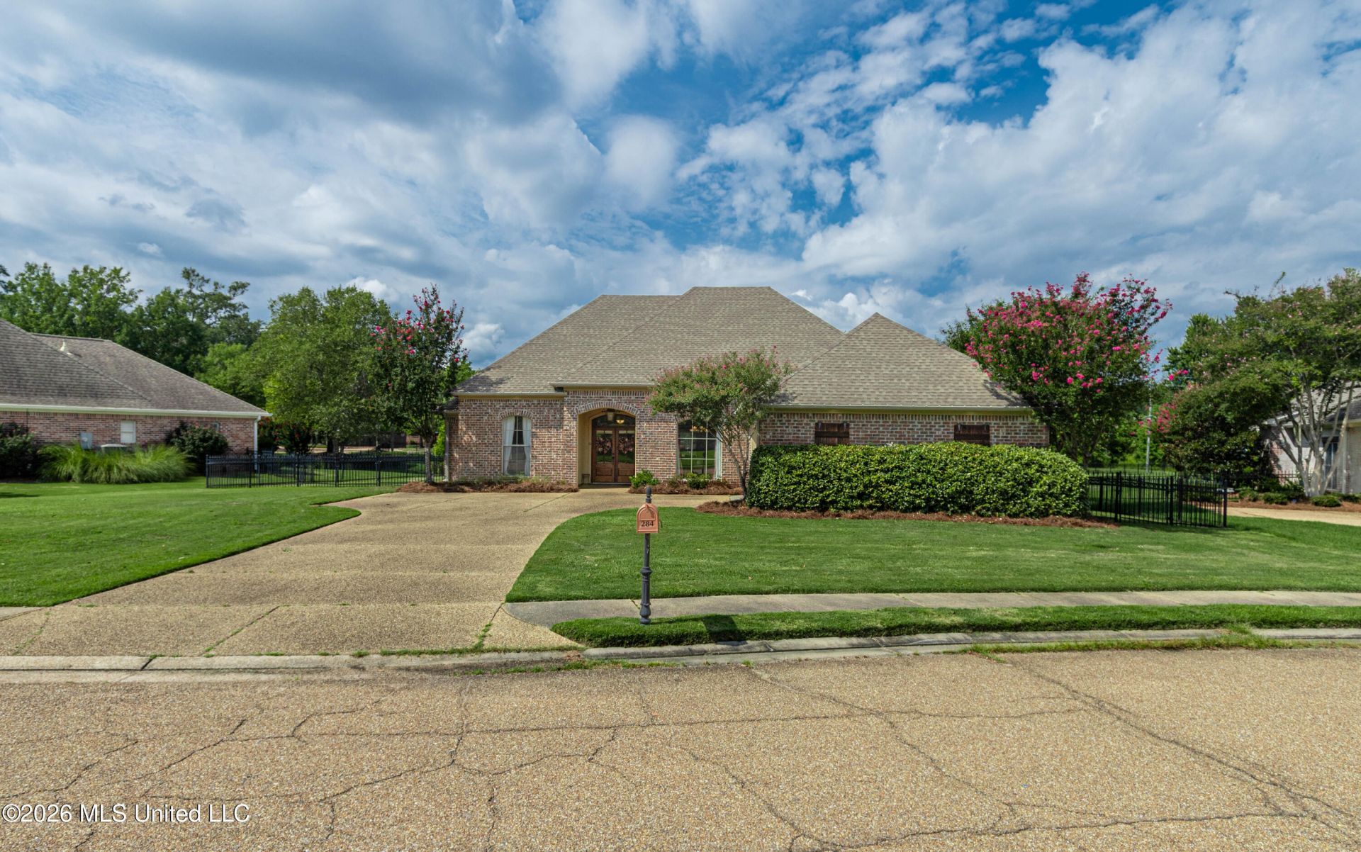 284 Lighthouse Lane, Brandon, MS 39047 Main Photo