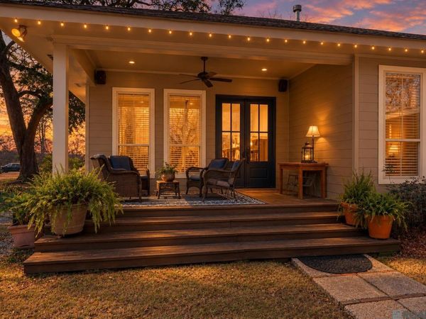 1385 Lobdell Ave, Baton Rouge, LA 70806