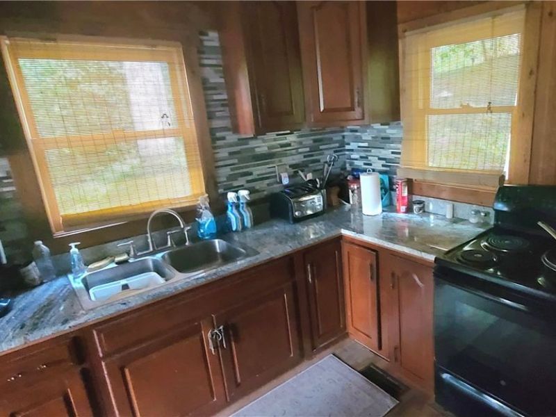 33560 Hilltop Drive, Piedmont, OH 43983 Photo 13