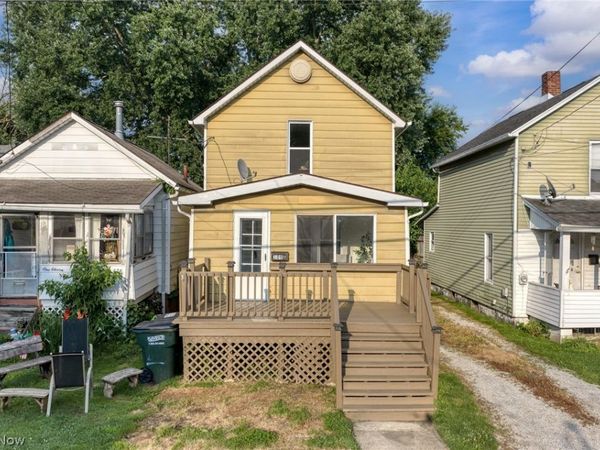 109 15th Street NW, Barberton, OH 44203