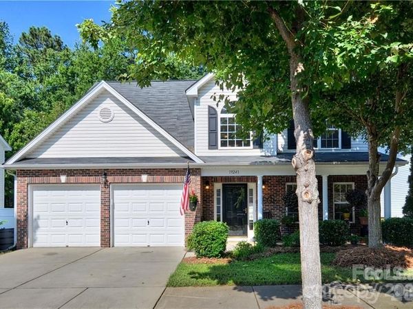 19243 Kanawha Drive, Cornelius, NC 28031