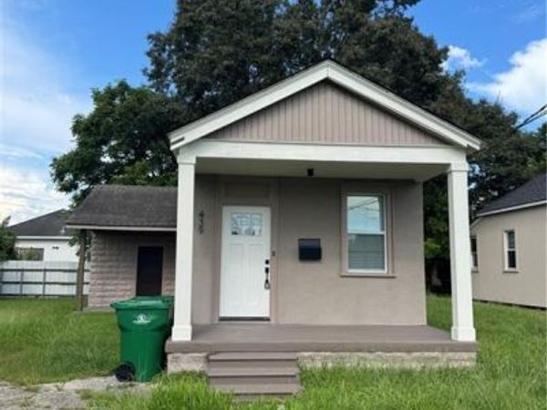 439 OCEAN Avenue, Gretna, LA 70053