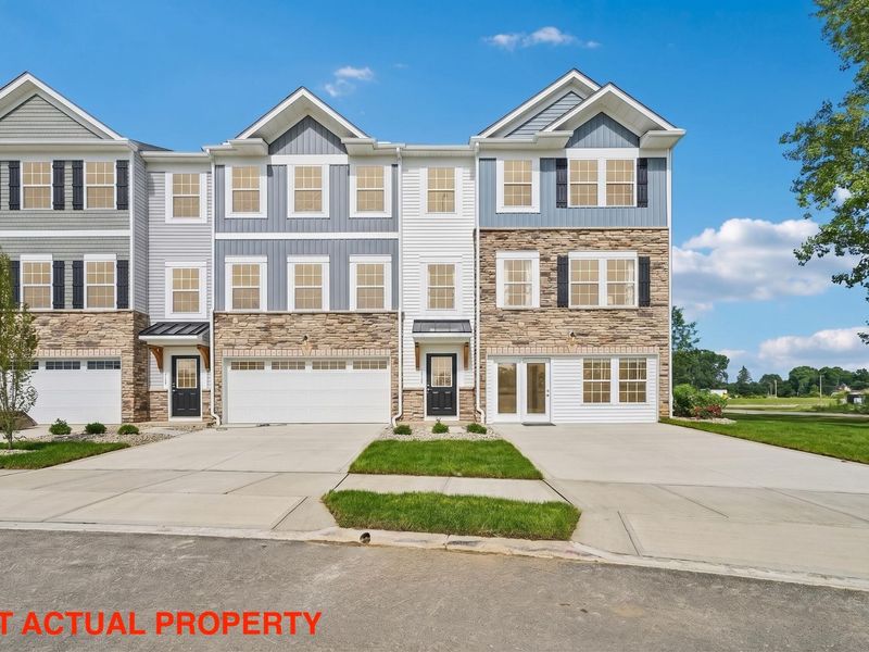 1424 Doe Ridge Avenue, Unit 28, Columbus, OH 43085 Photo 9