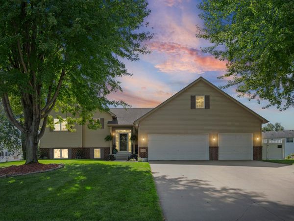 9508 204th Street W, Lakeville, MN 55044