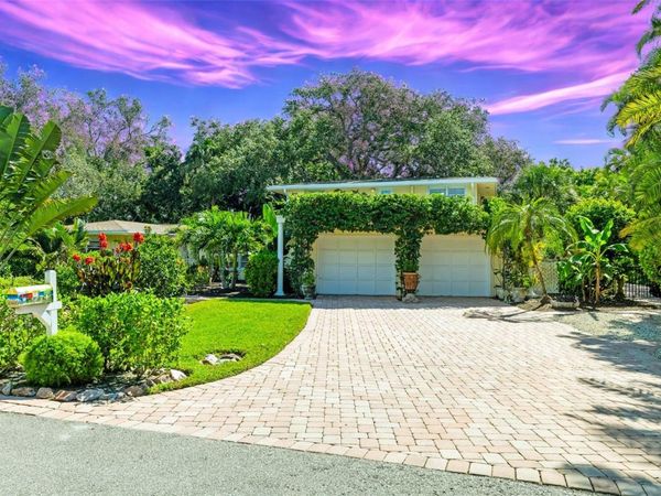 6343 HOLLYWOOD BOULEVARD , SARASOTA, FL 34231
