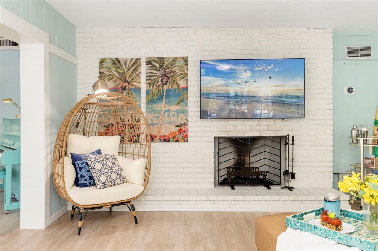 6343 Hollywood Boulevard, Sarasota, FL 34231 Photo