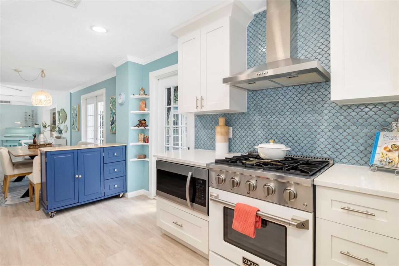 6343 Hollywood Boulevard, Sarasota, FL 34231 Photo