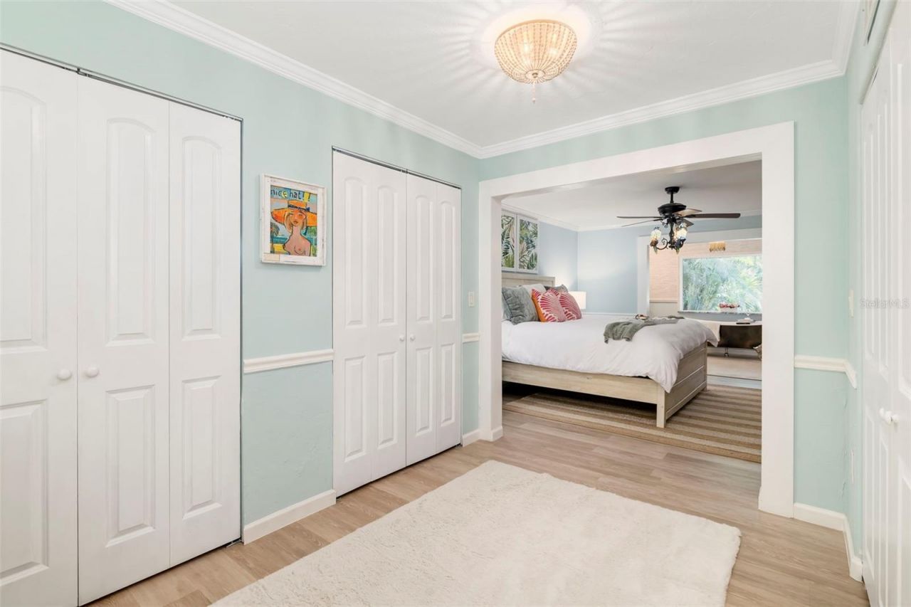 6343 Hollywood Boulevard, Sarasota, FL 34231 Photo