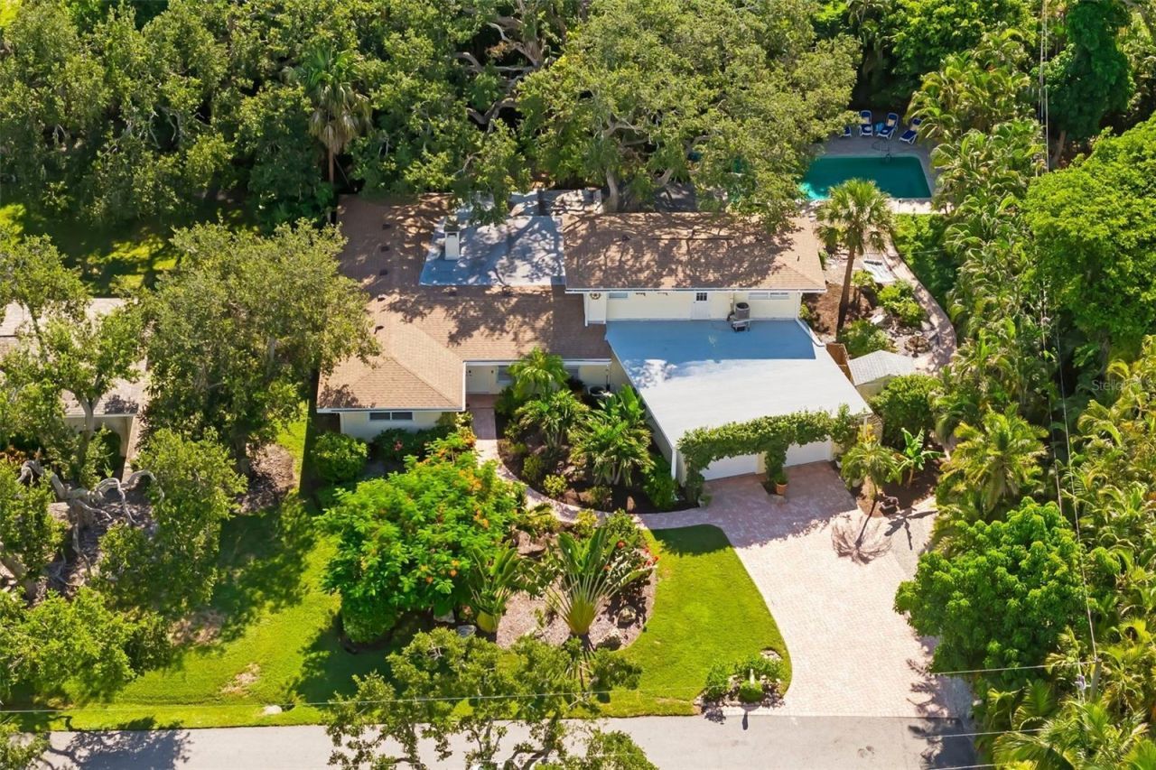 6343 Hollywood Boulevard, Sarasota, FL 34231 Photo