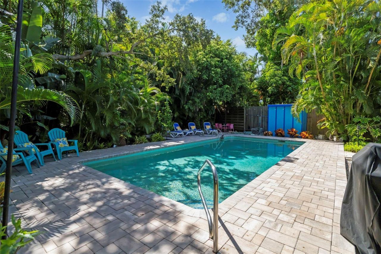 6343 Hollywood Boulevard, Sarasota, FL 34231 Photo