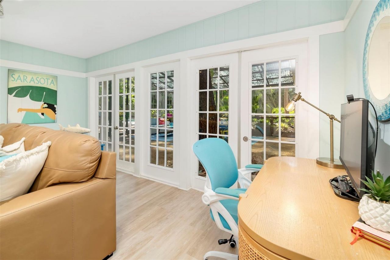 6343 Hollywood Boulevard, Sarasota, FL 34231 Photo