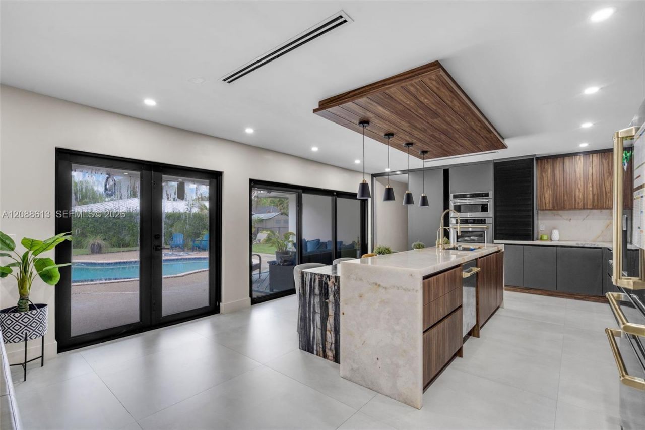 9900 NW 14th Ct, Coral Springs, FL 33071 Photo