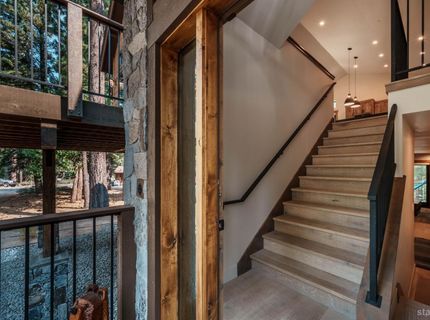 1838 Osage Circle, South Lake Tahoe, CA 96150 Photo