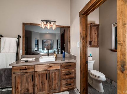 1838 Osage Circle, South Lake Tahoe, CA 96150 Photo