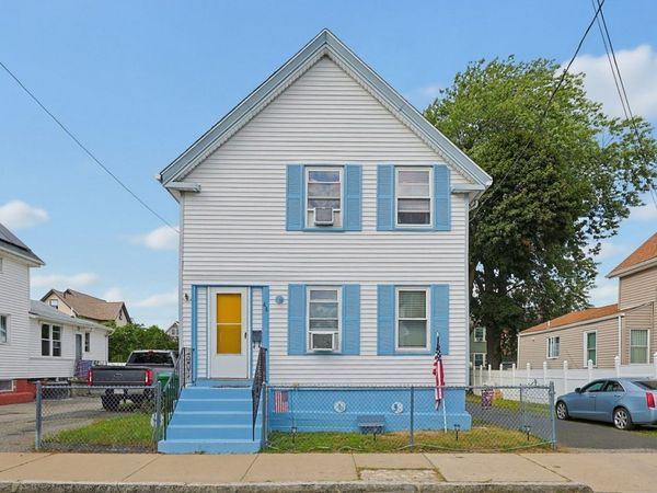 44 Myrtle St, Medford, MA 02155