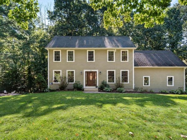 53 E Baylies Road, Charlton, MA 01507