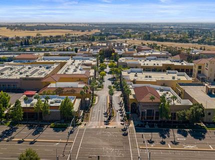 477 Serpa Way, Folsom, CA 95630 Photo