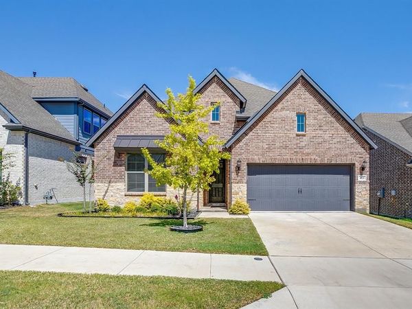6221 Escarpment Drive , Fort Worth, TX 76112