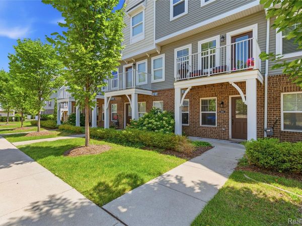 561 Parkdale Lane, Ferndale, Mi 48220
