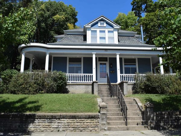 703 Avenue D, Fort Madison, IA 52627