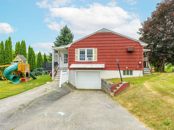 705 College Street , Lewiston, ME 04240