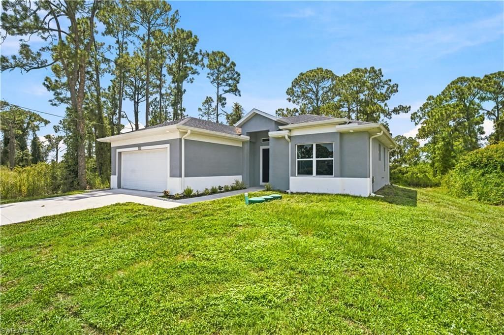 222 Corvet Ave S, Lehigh Acres, FL 33974 Photo